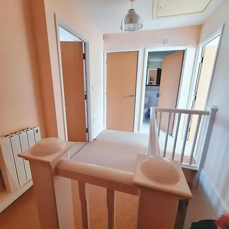 Abbey Horizon, With Parking Апартаменты *