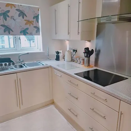 Abbey Horizon, With Parking شقة