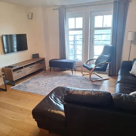 Abbey Horizon, With Parking * ويتبي